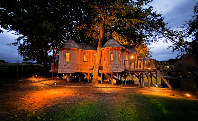 Hillside Hollow Treehouse